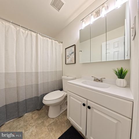 20 MOONCOIN CIR, Waldorf, MD 20602
