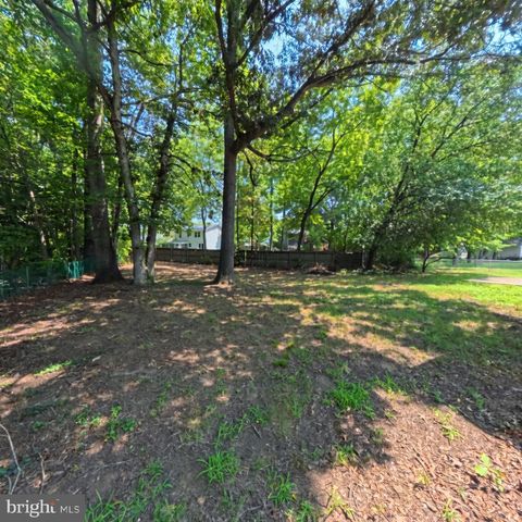 20 MOONCOIN CIR, Waldorf, MD 20602