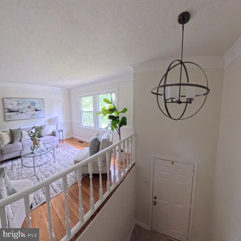 20 MOONCOIN CIR, Waldorf, MD 20602