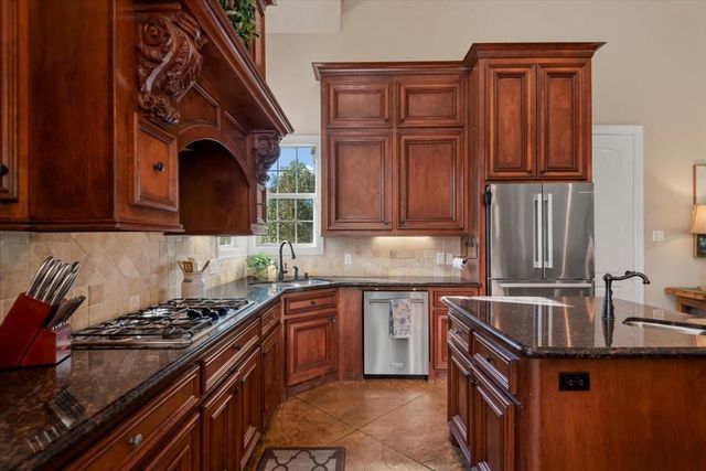 20515 Ramsey Road, Crosby, TX 77532