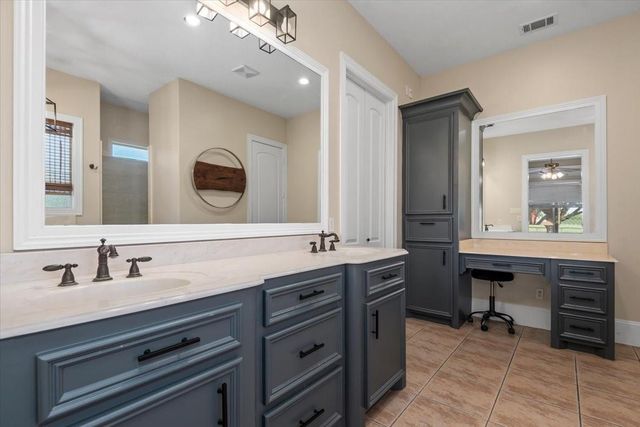 20515 Ramsey Road, Crosby, TX 77532