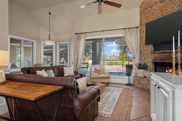 20515 Ramsey Road, Crosby, TX 77532