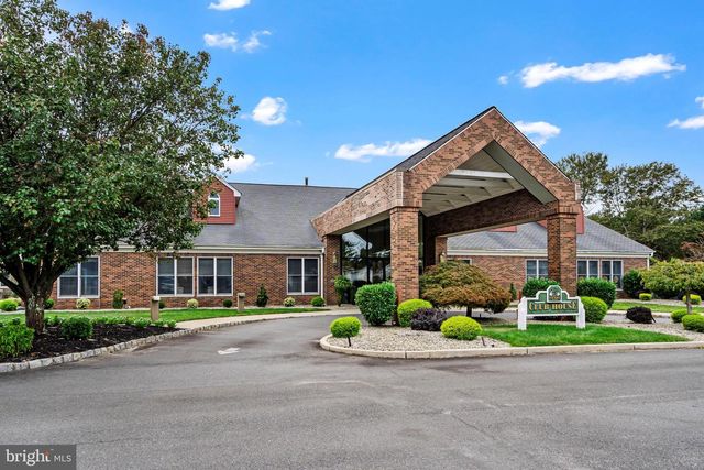 114 BRIARWOOD CT, Whiting, NJ 08759