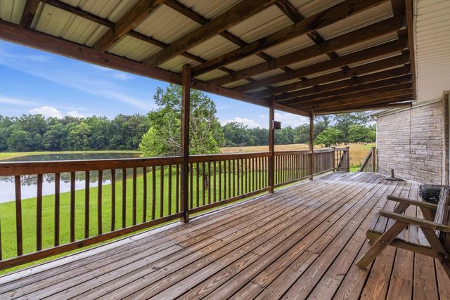 1015 Kentucky 70, Eubank, KY 42567
