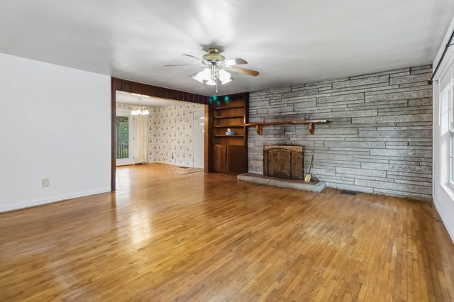 1015 Kentucky 70, Eubank, KY 42567