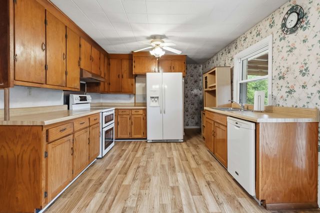 1015 Kentucky 70, Eubank, KY 42567