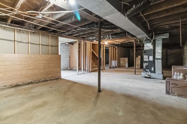 1015 Kentucky 70, Eubank, KY 42567