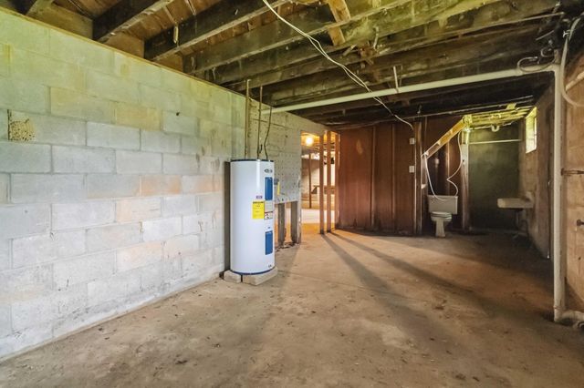 1015 Kentucky 70, Eubank, KY 42567