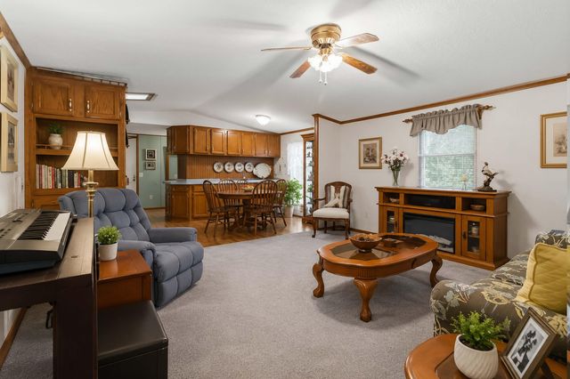 1015 Kentucky 70, Eubank, KY 42567