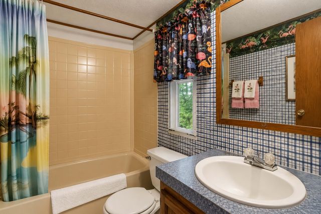 1015 Kentucky 70, Eubank, KY 42567