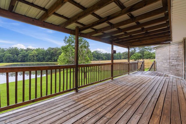 1015 Kentucky 70, Eubank, KY 42567