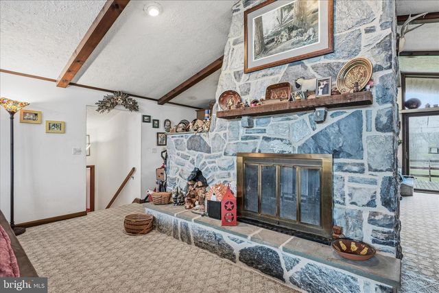 58 ZARTMAN LN, Lebanon, PA 17046