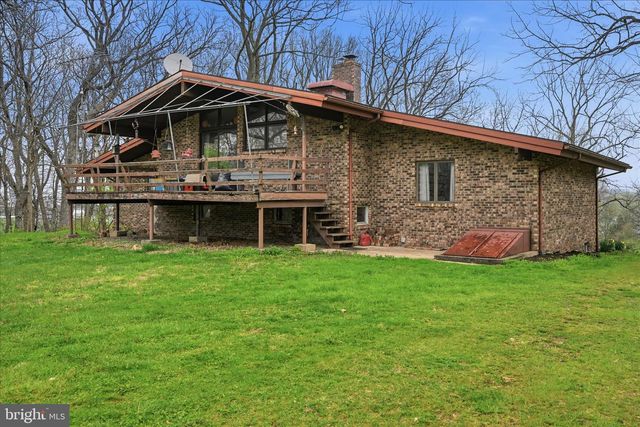 58 ZARTMAN LN, Lebanon, PA 17046