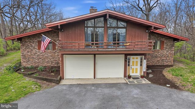 58 ZARTMAN LN, Lebanon, PA 17046