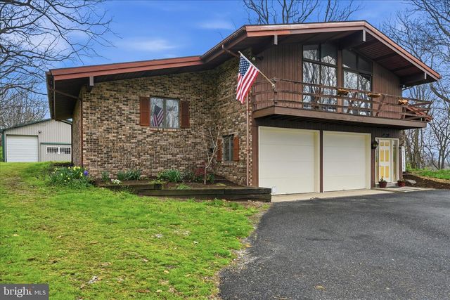 58 ZARTMAN LN, Lebanon, PA 17046