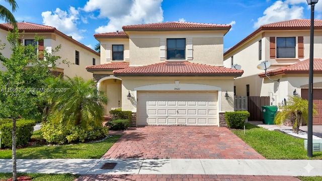 10021 NW 87th Ter, Doral, FL 33178