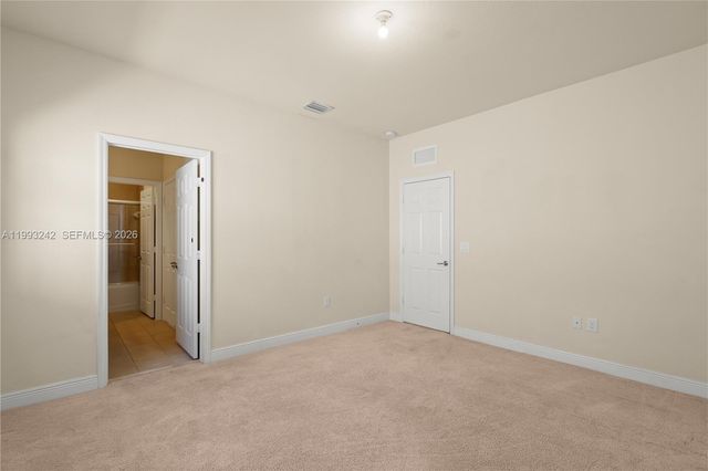 10021 NW 87th Ter, Doral, FL 33178