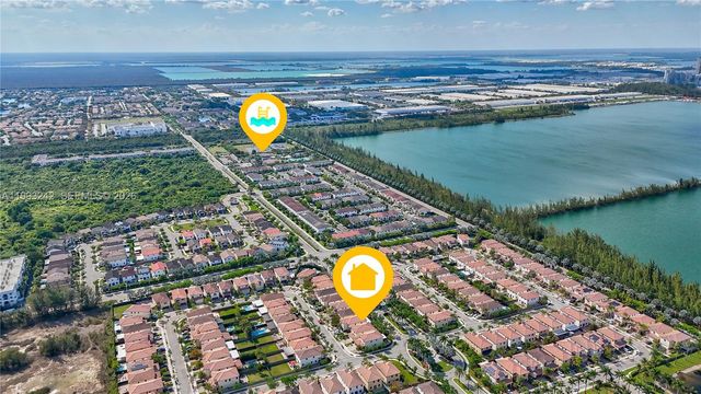 10021 NW 87th Ter, Doral, FL 33178