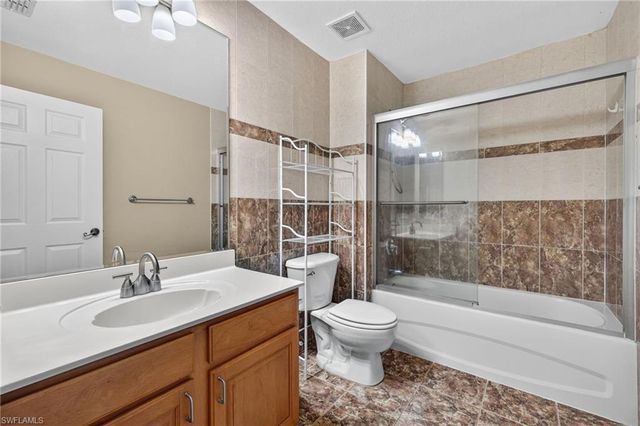 12505 McGregor BLVD 106B, Fort Myers, FL 33919