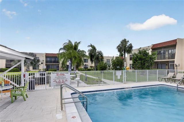 12505 McGregor BLVD 106B, Fort Myers, FL 33919