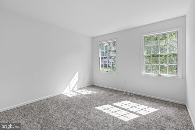 125 DELREM DR, Newark, DE 19711