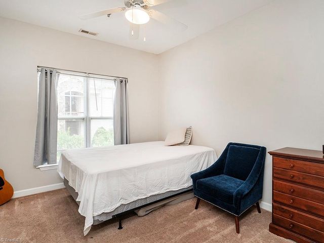 102 Campus Walk Trail 201, Elon, NC 27244