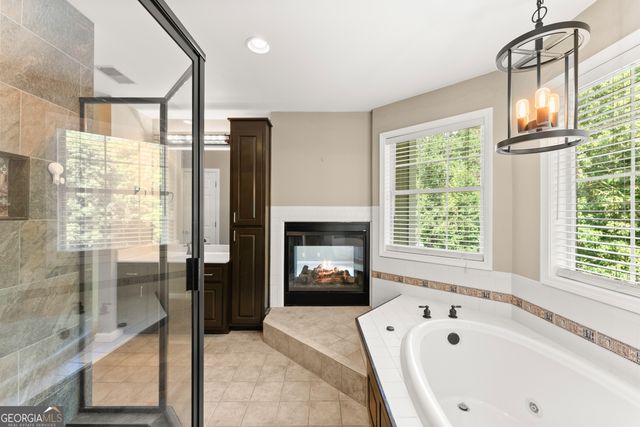 272 Indian Cove Drive, Dawsonville, GA 30534