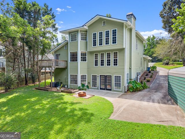 272 Indian Cove Drive, Dawsonville, GA 30534