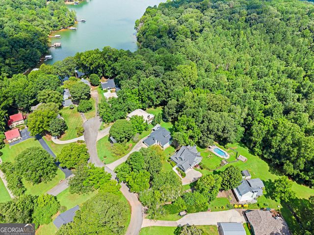 272 Indian Cove Drive, Dawsonville, GA 30534