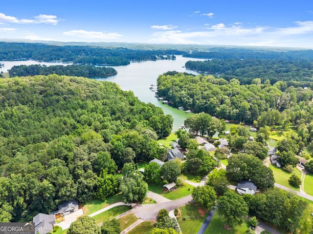 272 Indian Cove Drive, Dawsonville, GA 30534