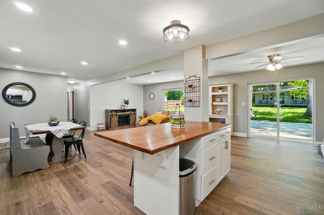 1694 Drake Road, Turtle Creek Twp, OH 45036