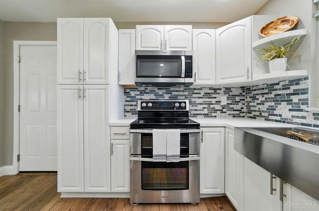 1694 Drake Road, Turtle Creek Twp, OH 45036