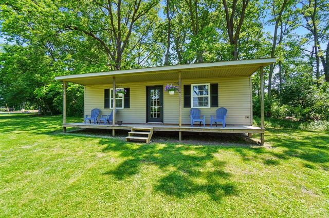 1694 Drake Road, Turtle Creek Twp, OH 45036