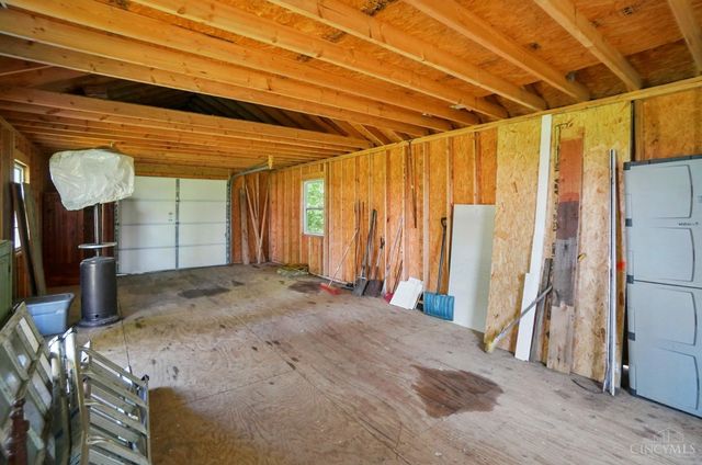1694 Drake Road, Turtle Creek Twp, OH 45036