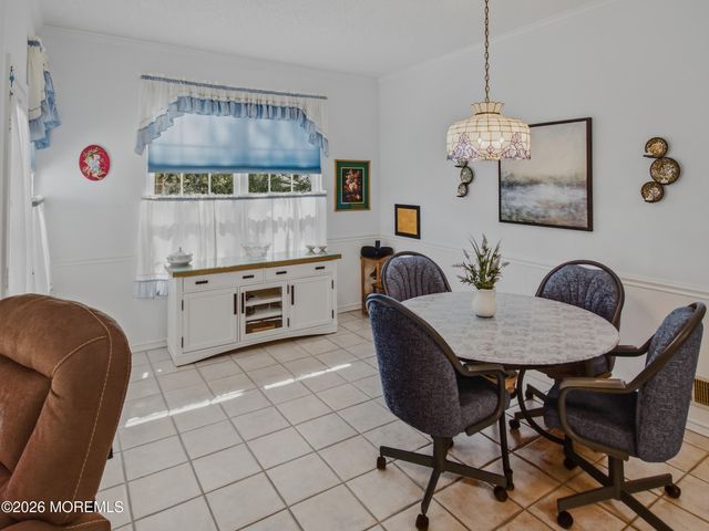 3 Starfish Court, Bayville, NJ 08721