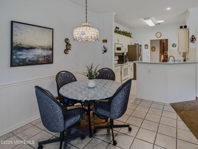 3 Starfish Court, Bayville, NJ 08721