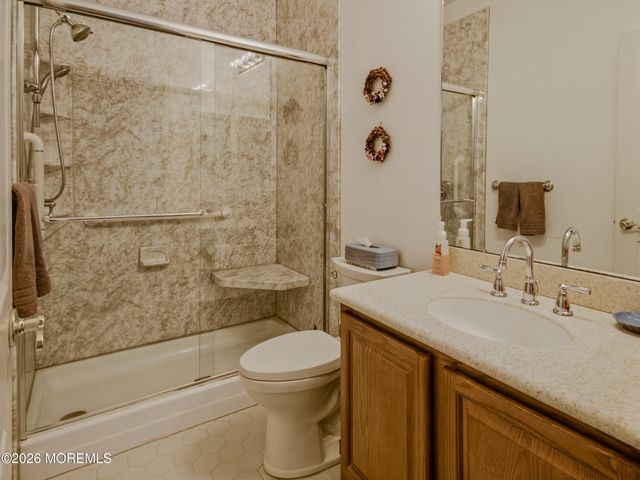 3 Starfish Court, Bayville, NJ 08721