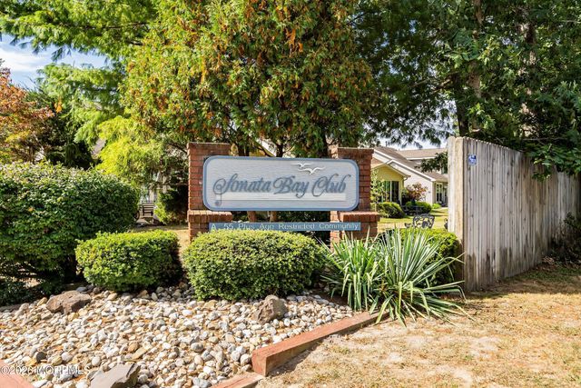 3 Starfish Court, Bayville, NJ 08721