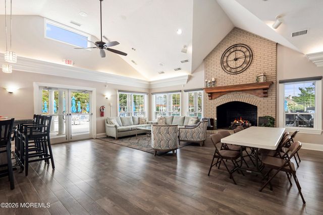 3 Starfish Court, Bayville, NJ 08721