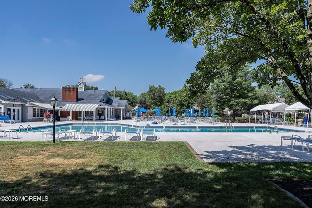 3 Starfish Court, Bayville, NJ 08721