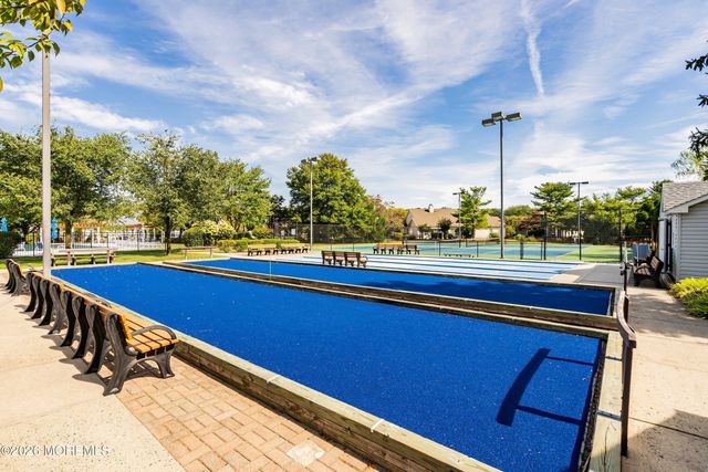 3 Starfish Court, Bayville, NJ 08721