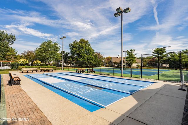 3 Starfish Court, Bayville, NJ 08721