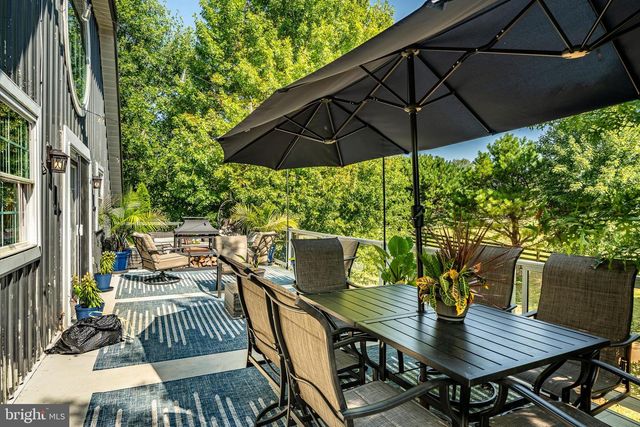 301 HIGH POINT RD, Cochranville, PA 19330