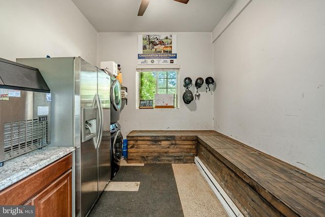 301 HIGH POINT RD, Cochranville, PA 19330