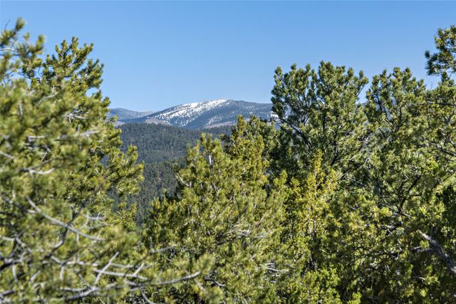 1164 S Summit Drive, Lot 15, Santa Fe, NM 87501