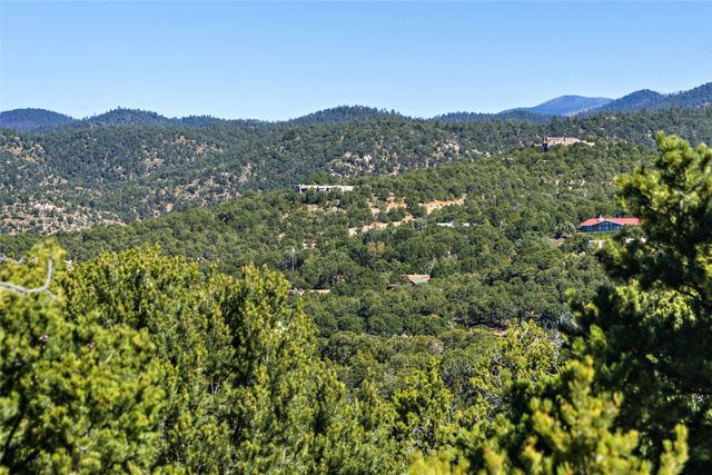 1164 S Summit Drive, Lot 15, Santa Fe, NM 87501