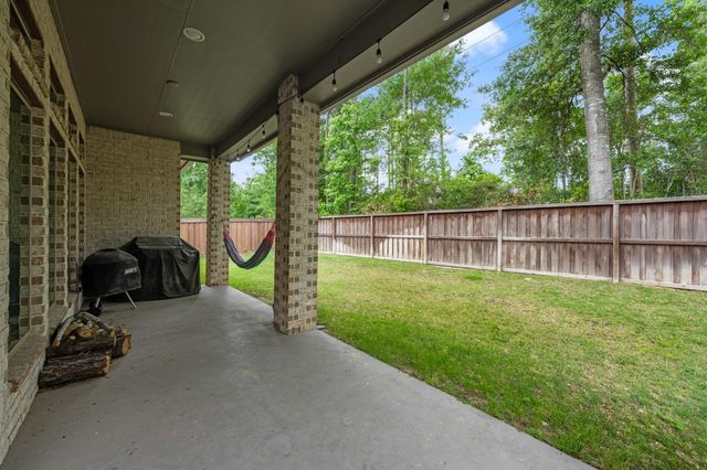 8136 Tyrell Heights Drive, Magnolia, TX 77354