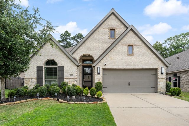 8136 Tyrell Heights Drive, Magnolia, TX 77354
