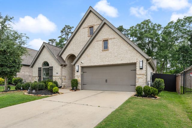 8136 Tyrell Heights Drive, Magnolia, TX 77354