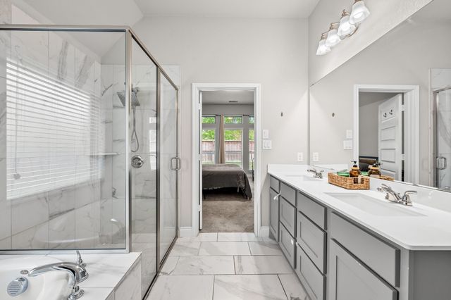 8136 Tyrell Heights Drive, Magnolia, TX 77354